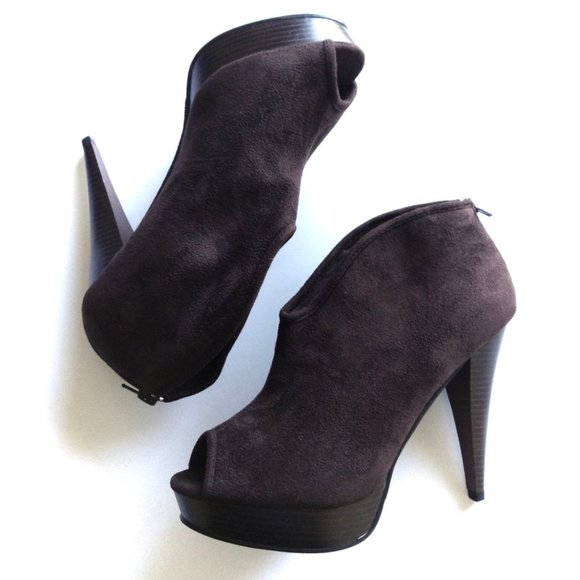 Herstyle Shoes - Herstyle|Brown Faux Suede "Theresa" Open Toe Shoes